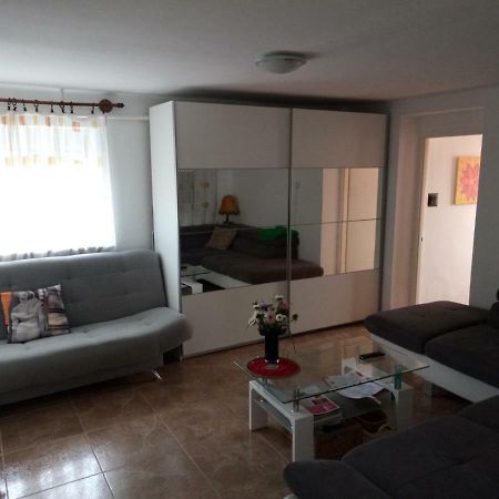 Karos Central Apartmanhaz زلاكاروس المظهر الخارجي الصورة