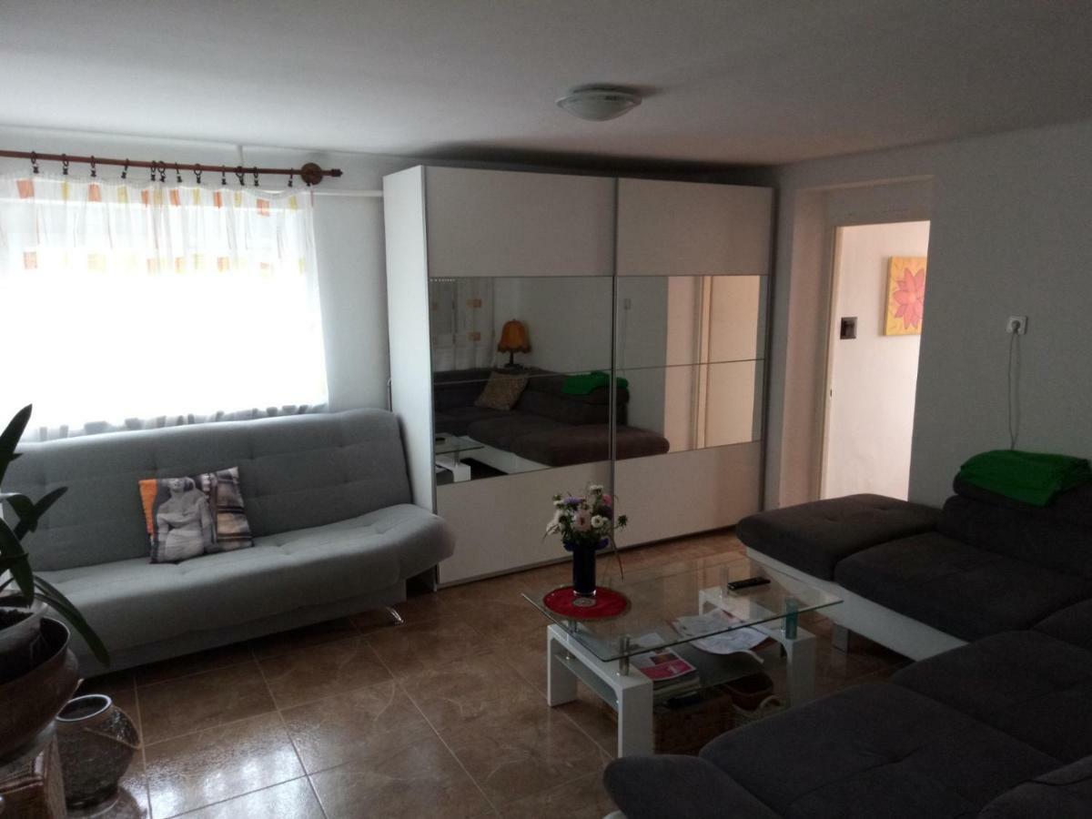 Karos Central Apartmanhaz زلاكاروس المظهر الخارجي الصورة