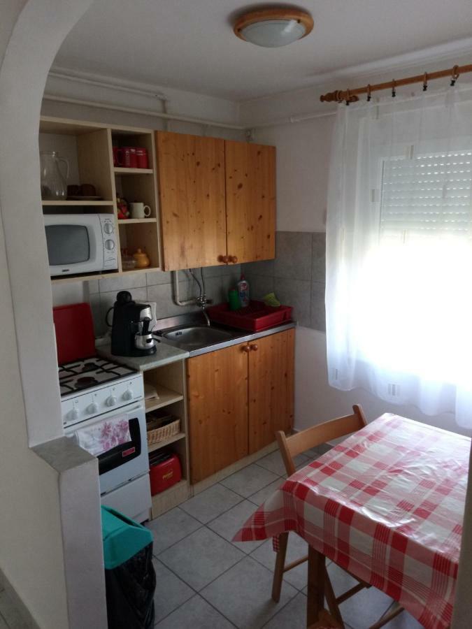 Karos Central Apartmanhaz زلاكاروس المظهر الخارجي الصورة